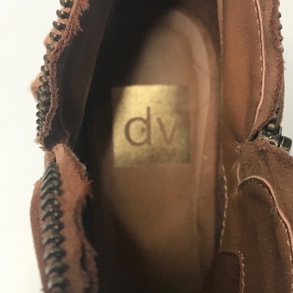 DV brown fringed heeled peep toe booties sz 8.5 - Picture 12 of 13